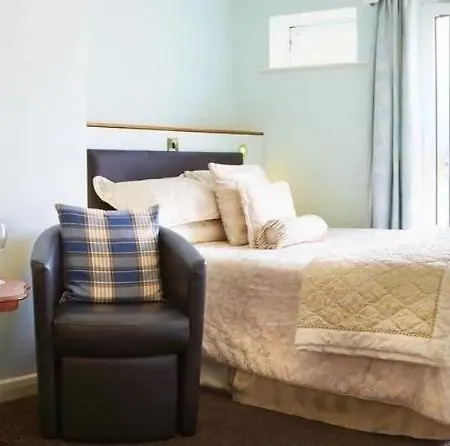 Castle By The Sea Σκάρμπορο