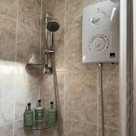 Πανσιόν Castle By The Sea 3*