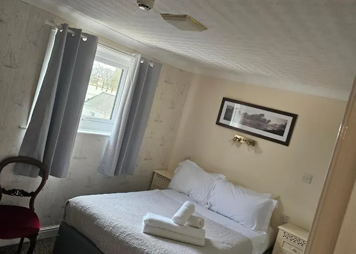 Guest house Castle By The Sea