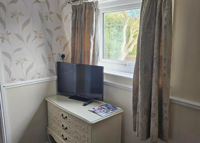 Guest house Castle By The Sea 4*