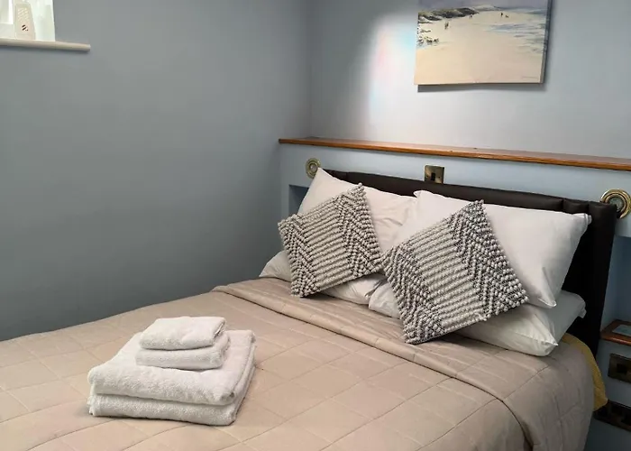 Castle By The Sea Guest house 3*