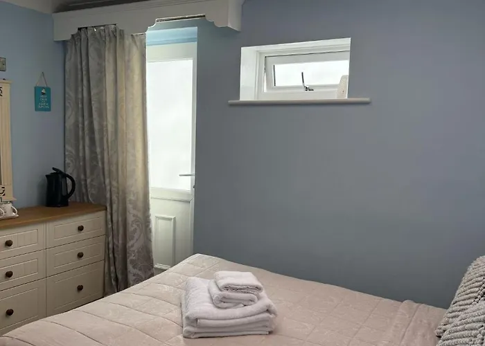 Castle By The Sea Guest house Scarborough