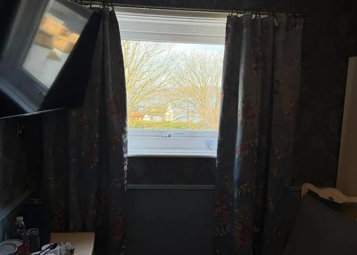 Castle By The Sea 4* Scarborough