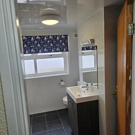 Castle By The Sea 3* Scarborough