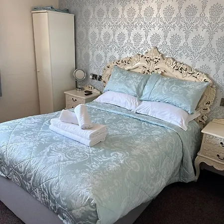 Pensjonat Castle By The Sea 3*